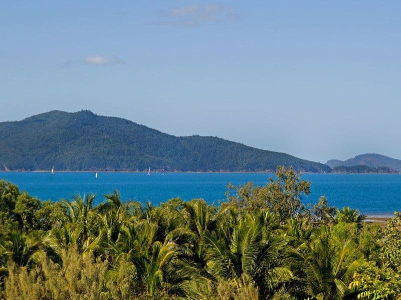Poinciana 008 Marina Drive, HAMILTON ISLAND QLD 4803, Hamilton Island - Thumbnail 4