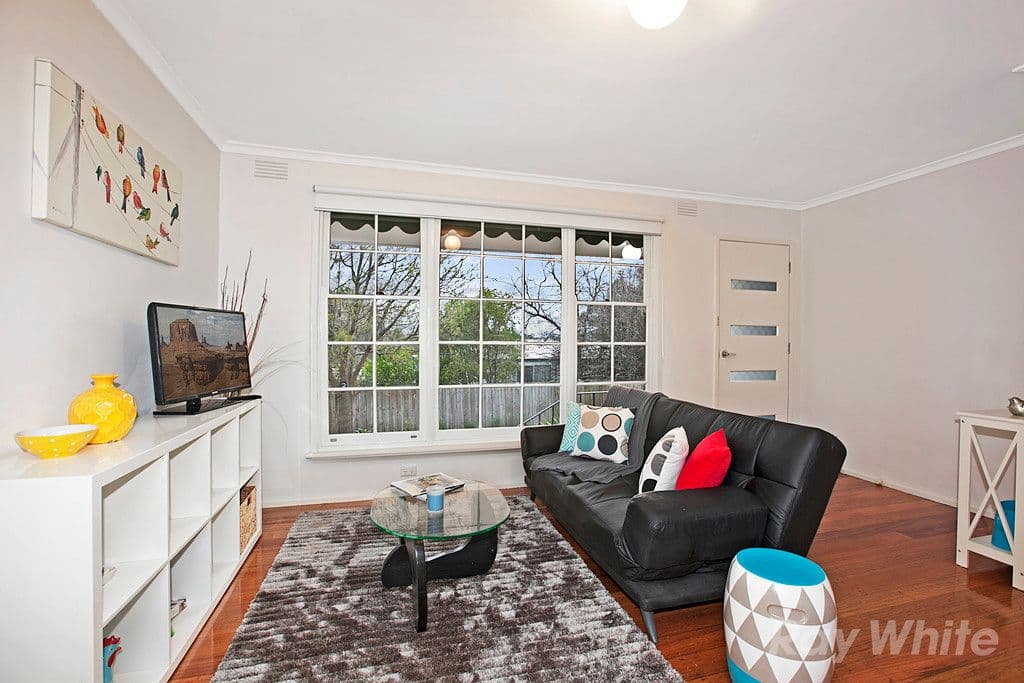 3 Clematis Avenue, Ferntree Gully VIC 3156, Ferntree Gully - Thumbnail 2