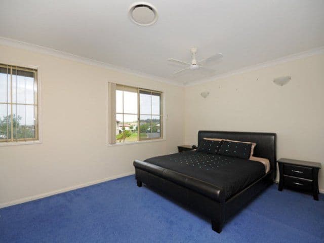 18 Beerwah Street, PACIFIC PINES QLD 4211, Pacific Pines - Thumbnail 5