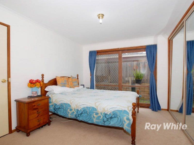 7 Rebecca Court, CRANBOURNE VIC 3977, Cranbourne North - Thumbnail 5