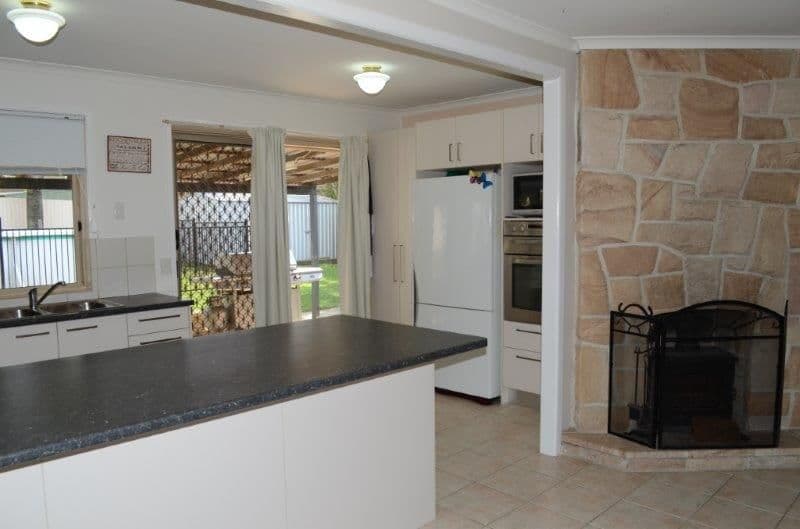 12 Thistle Street, REGENTS PARK QLD 4118, Regents Park - Thumbnail 3