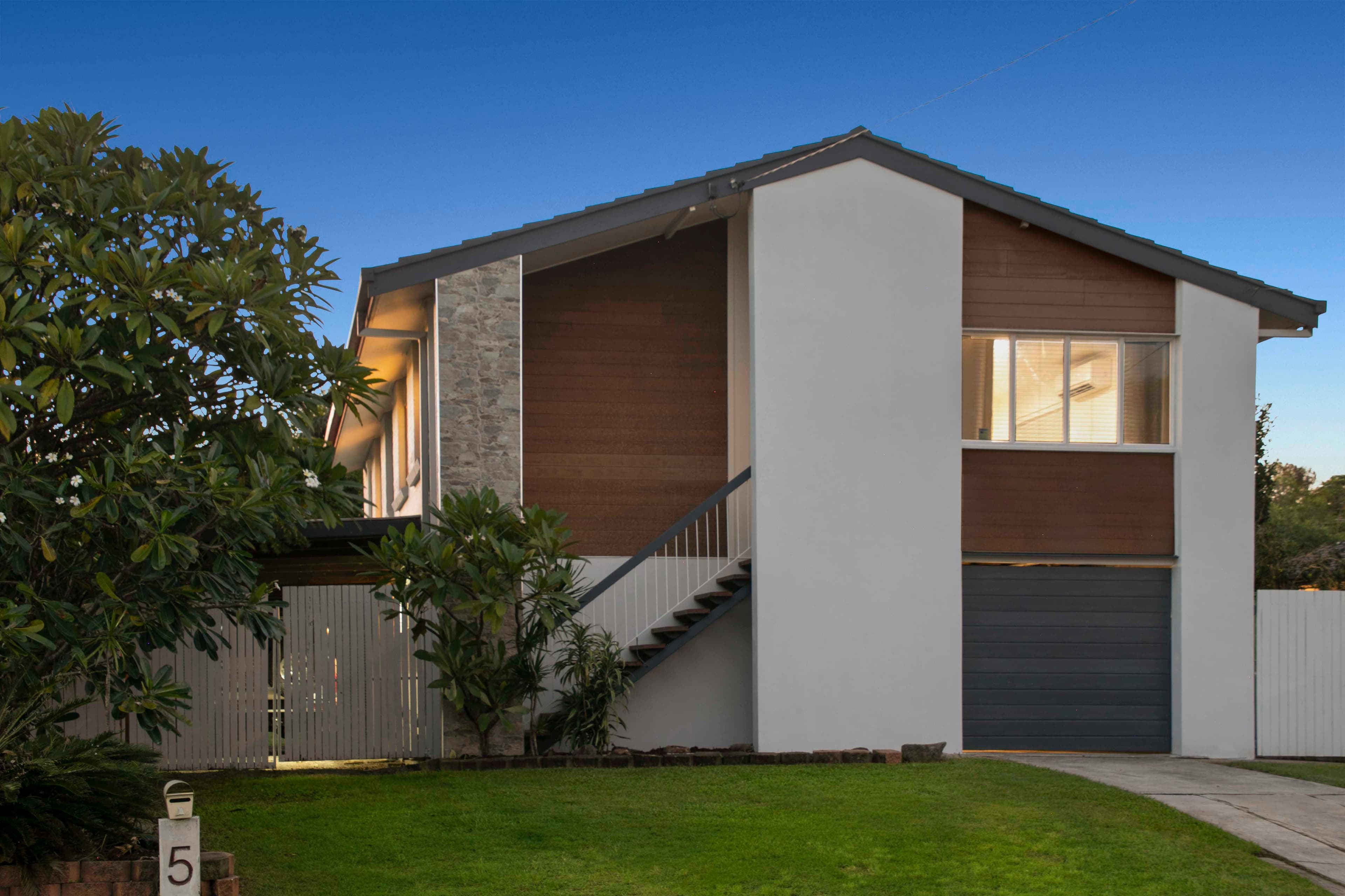 5 Neata Street, Corinda QLD 4075, Corinda - Image 1