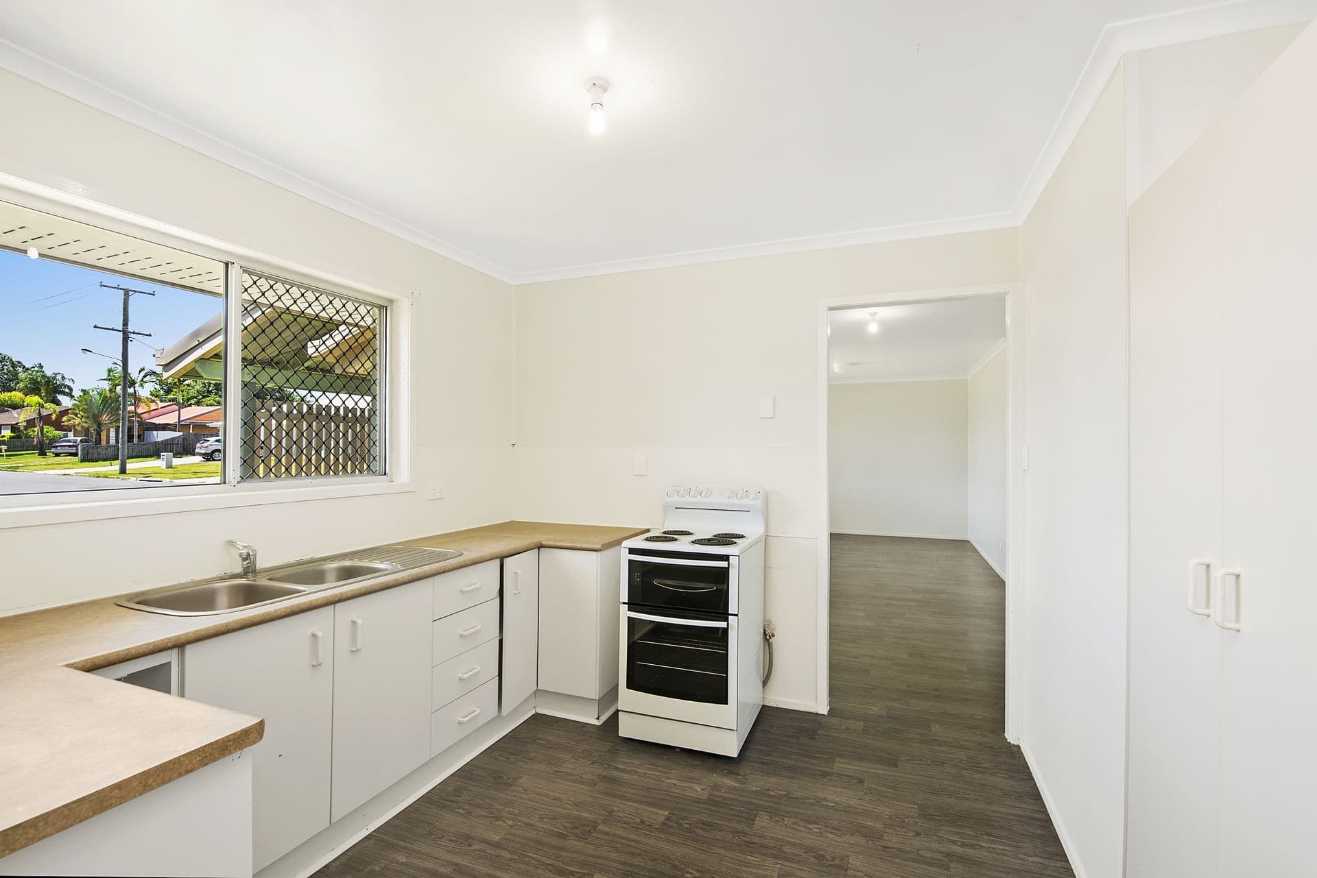 23 Moore Street, Deception Bay QLD 4508, Deception Bay - Thumbnail 3