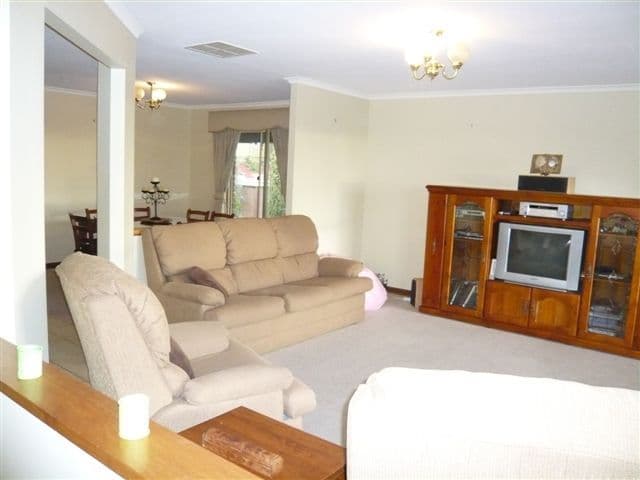 20  Pisani Court, GOLDEN GROVE SA 5125, Golden Grove - Thumbnail 2