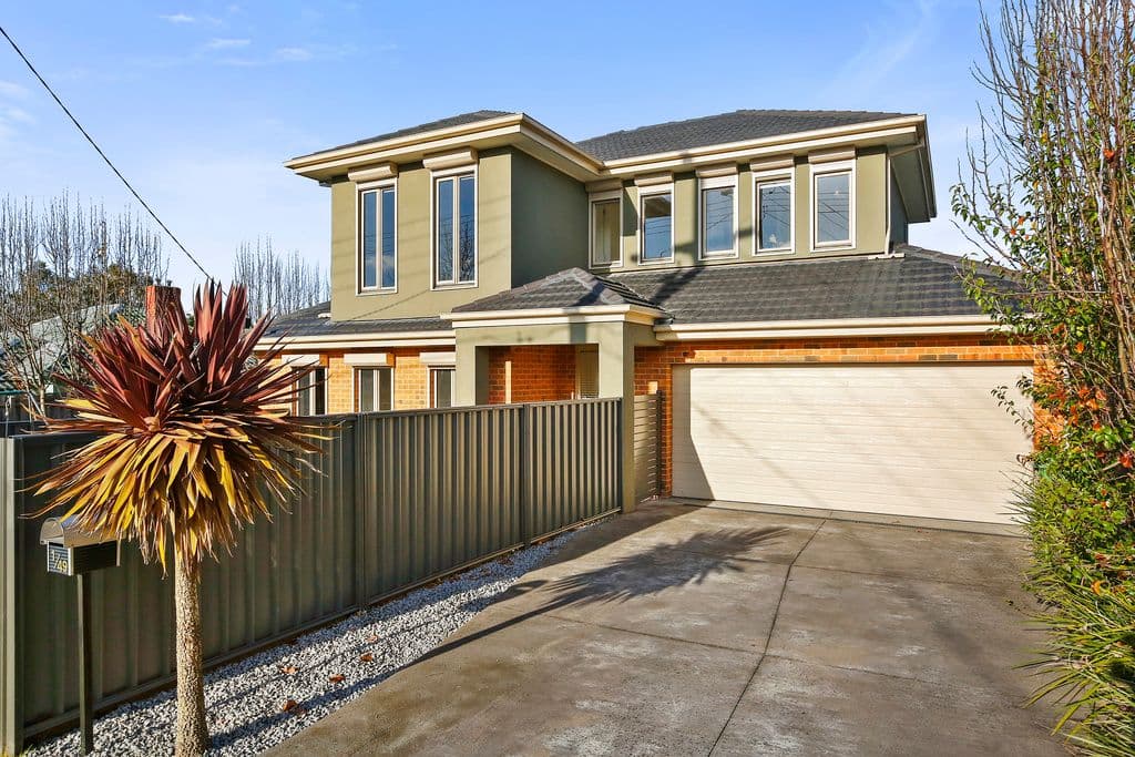 49 Albert Hill Road, Lilydale VIC 3140, Lilydale - Thumbnail 2