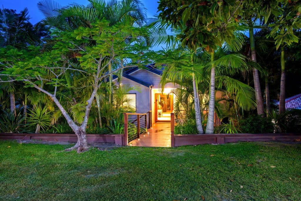 36 Leopard Avenue, Elanora QLD 4221, Elanora - Thumbnail 3