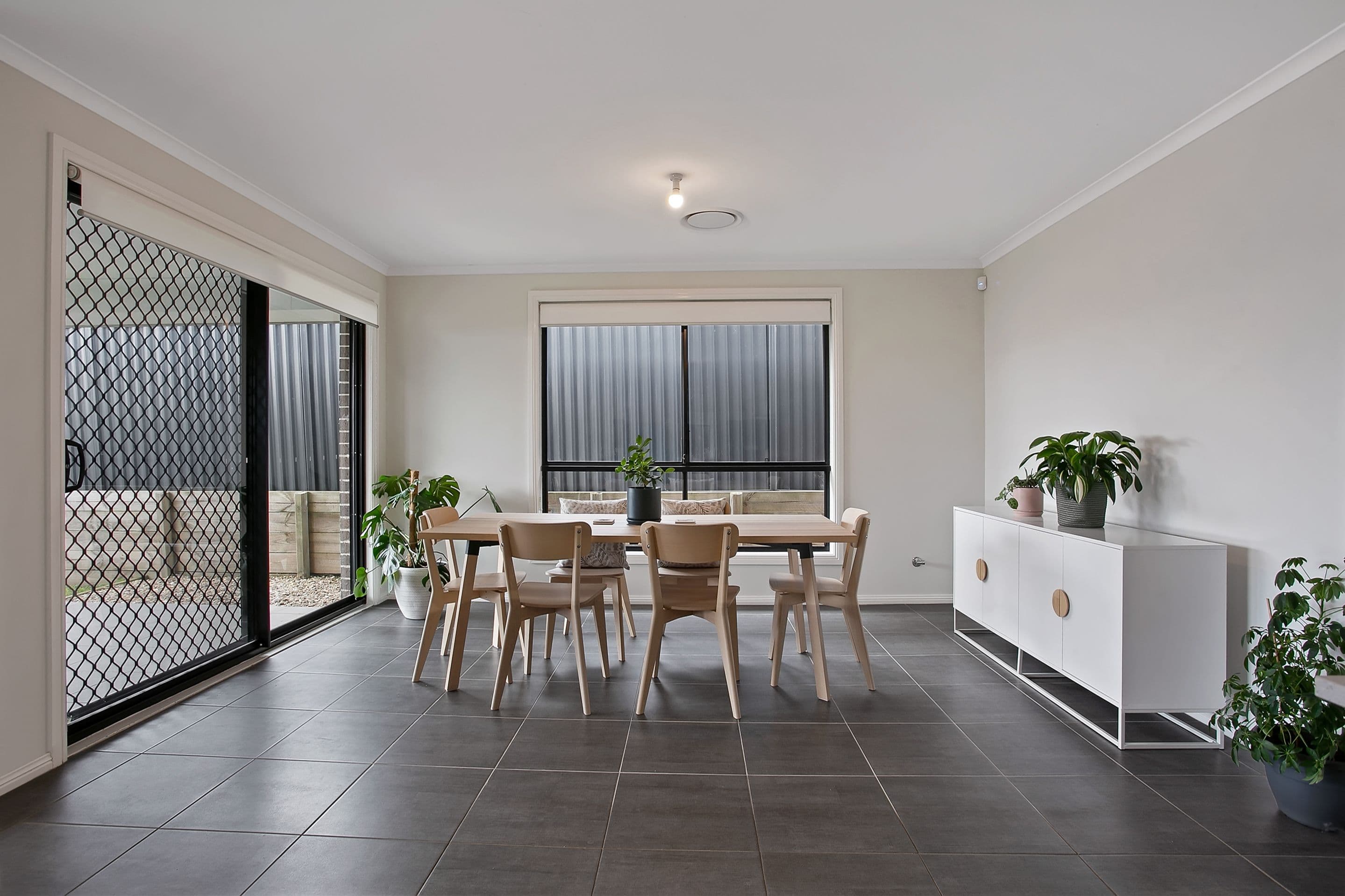 42 Jennings Crescent, Spring Farm NSW 2570, Spring Farm - Thumbnail 4