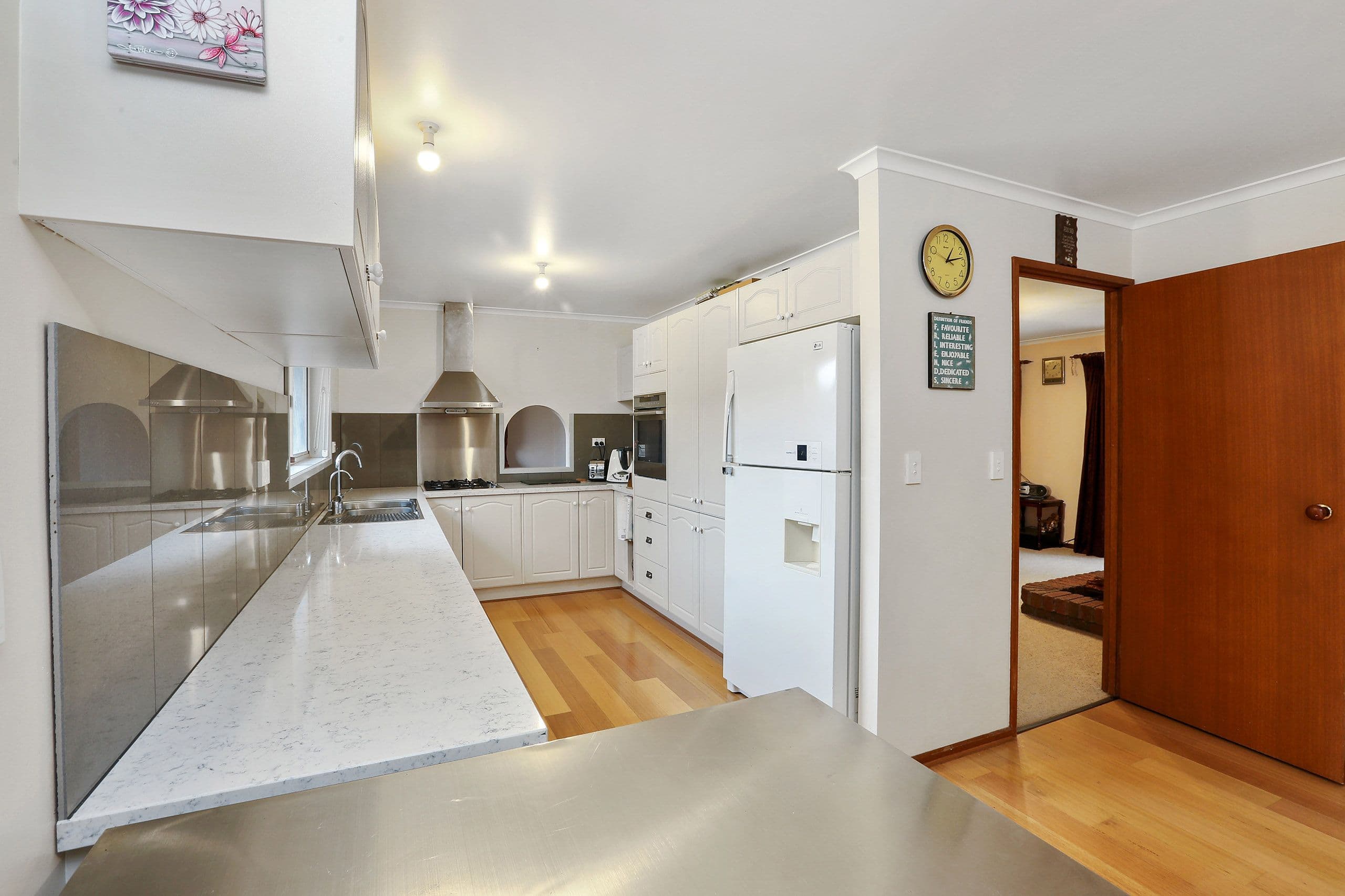 12 Henderson Drive, Lara VIC 3212, Lara - Thumbnail 3