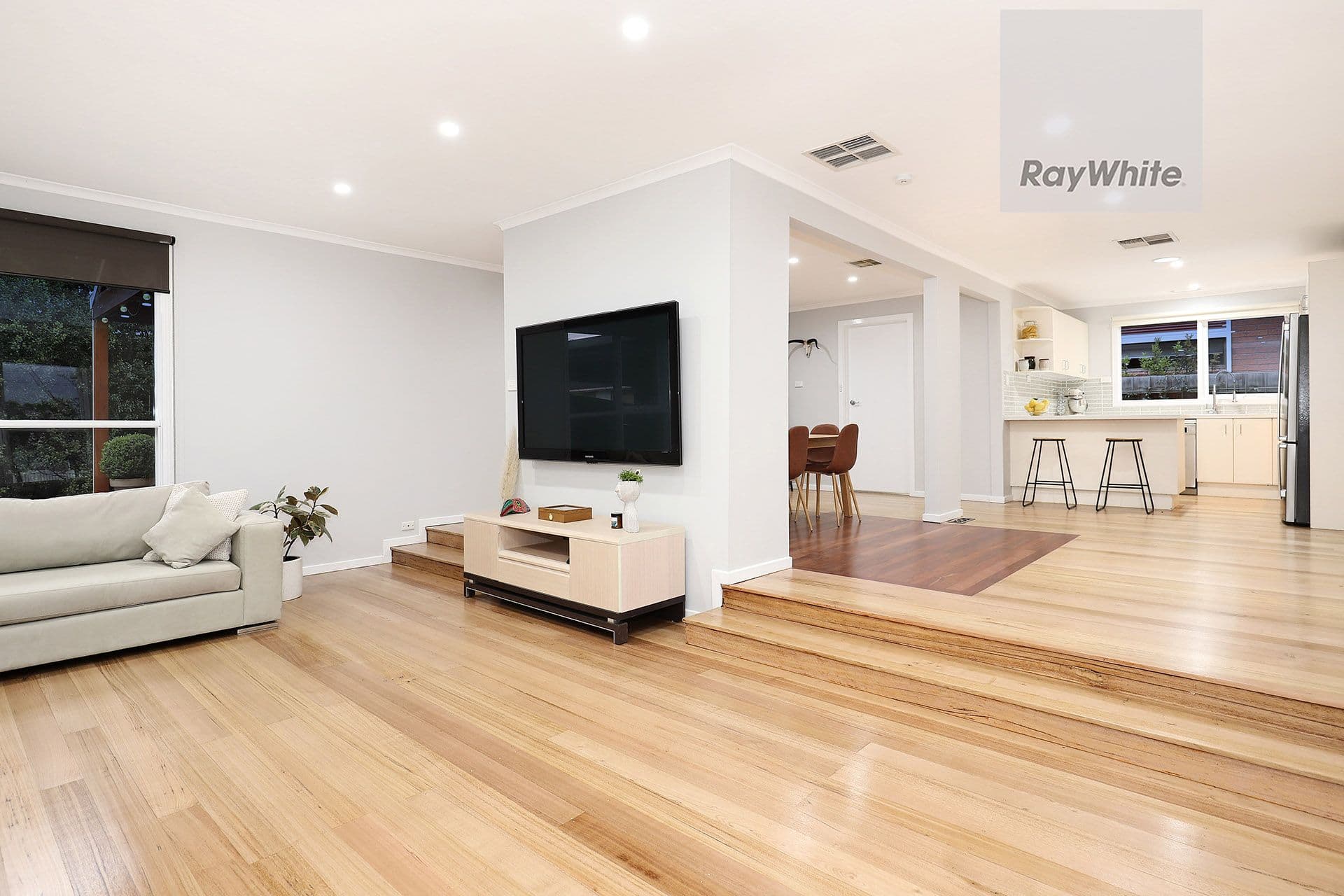 57 Wolverton Drive, Gladstone Park VIC 3043, Gladstone Park - Thumbnail 4