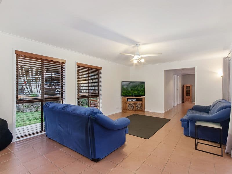 31 Chevalier Crescent, Mooroolbark, Mooroolbark - Thumbnail 6
