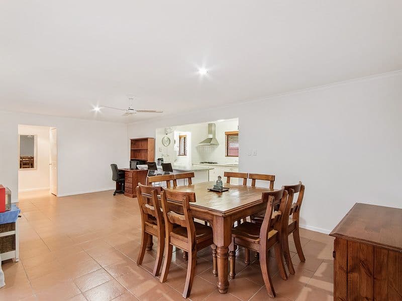 31 Chevalier Crescent, Mooroolbark, Mooroolbark - Thumbnail 8