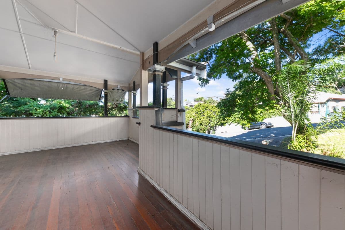 41 Glassey Street, Red Hill QLD 4059, Red Hill - Thumbnail 2