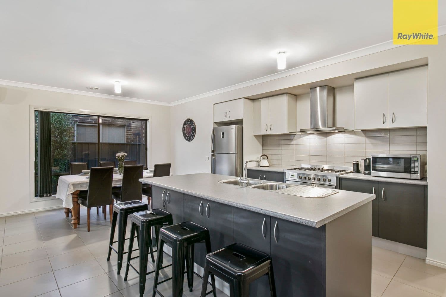32 Sagan Drive, Cranbourne North VIC 3977, Cranbourne North - Thumbnail 6