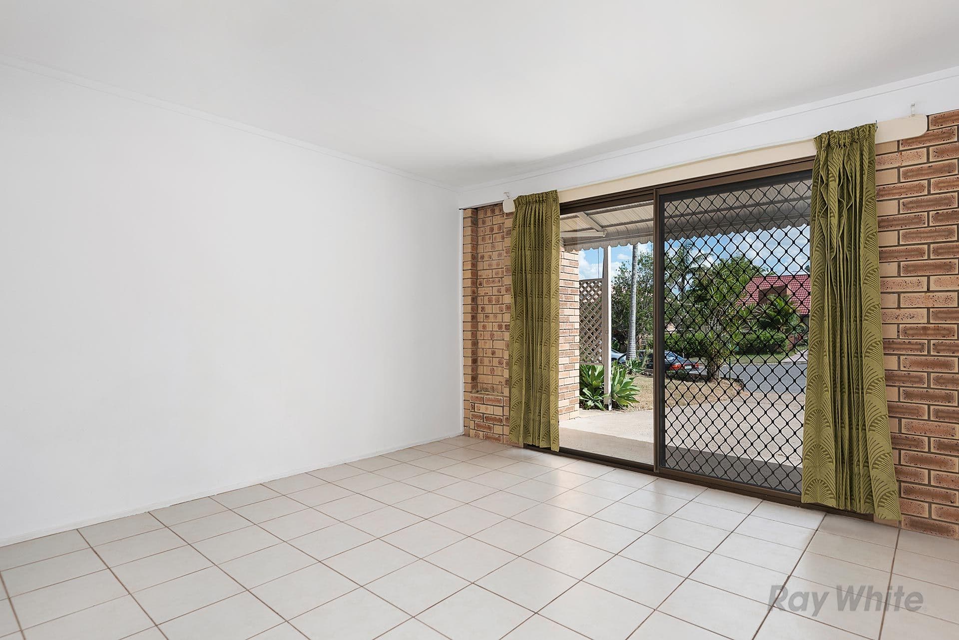 11 Carnoustie Street, Macgregor QLD 4109, Macgregor - Thumbnail 6