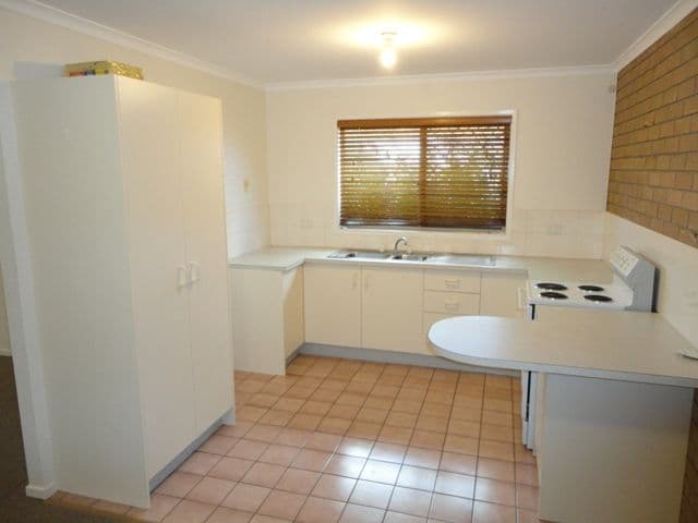 36 Lawrence Street, NORTH IPSWICH QLD 4305, North Ipswich - Thumbnail 5