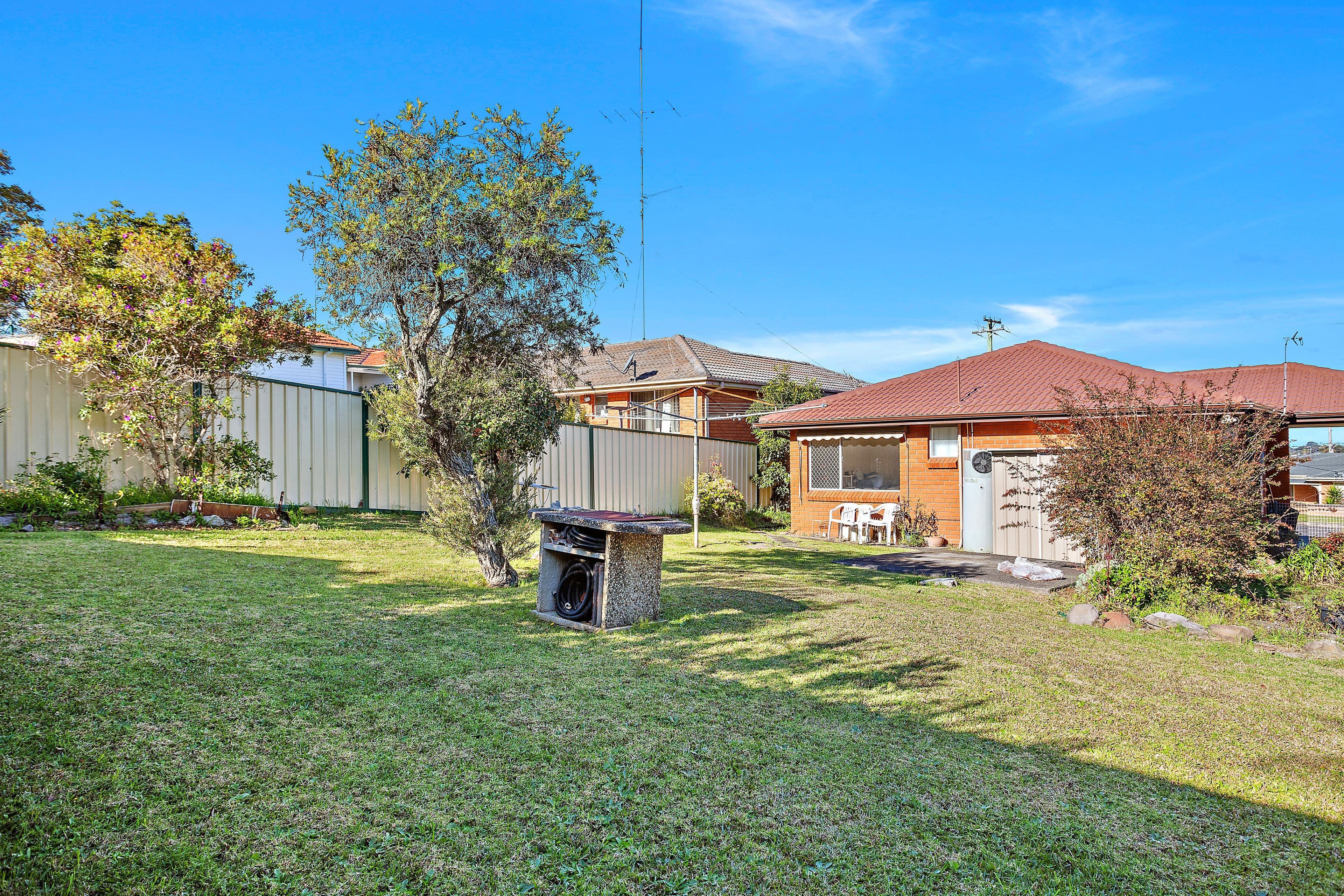 28 Armstrong Avenue, Mount Warrigal - Thumbnail 8