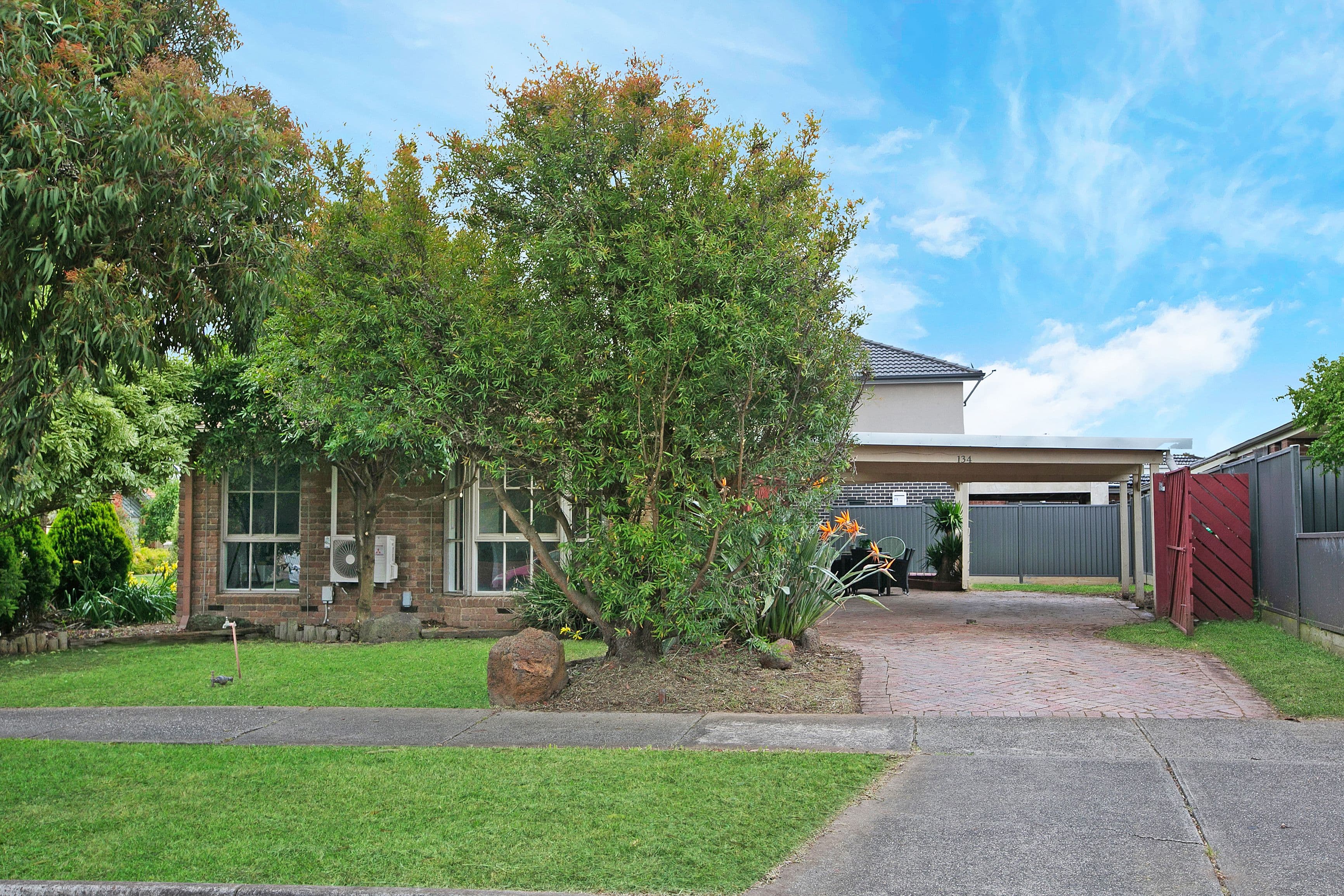 134 Roycroft Avenue, Mill Park VIC 3082, Mill Park - Thumbnail 2