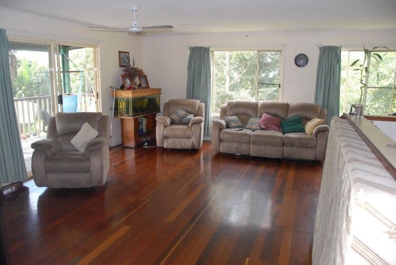 9 Teague Terrace, CANNONVALE QLD 4802, Cannonvale - Thumbnail 4