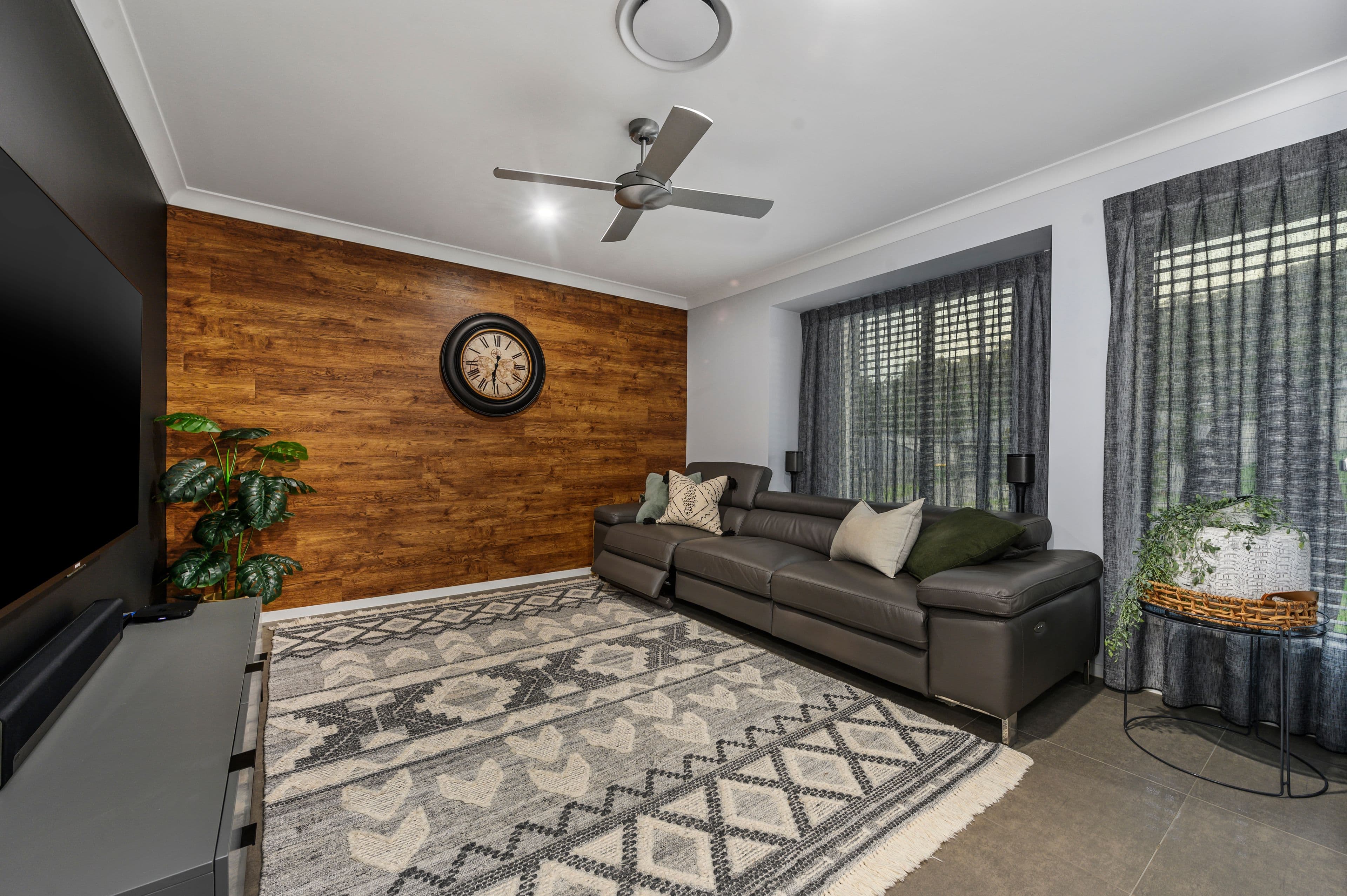 33 Hoop Pine Circuit, Maudsland QLD 4210, Maudsland - Thumbnail 4