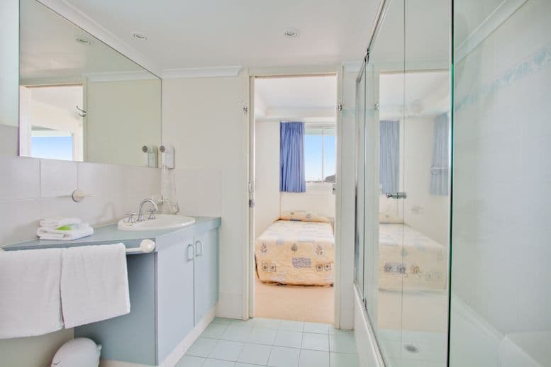 COOLANGATTA QLD 4225, Coolangatta - Thumbnail 6