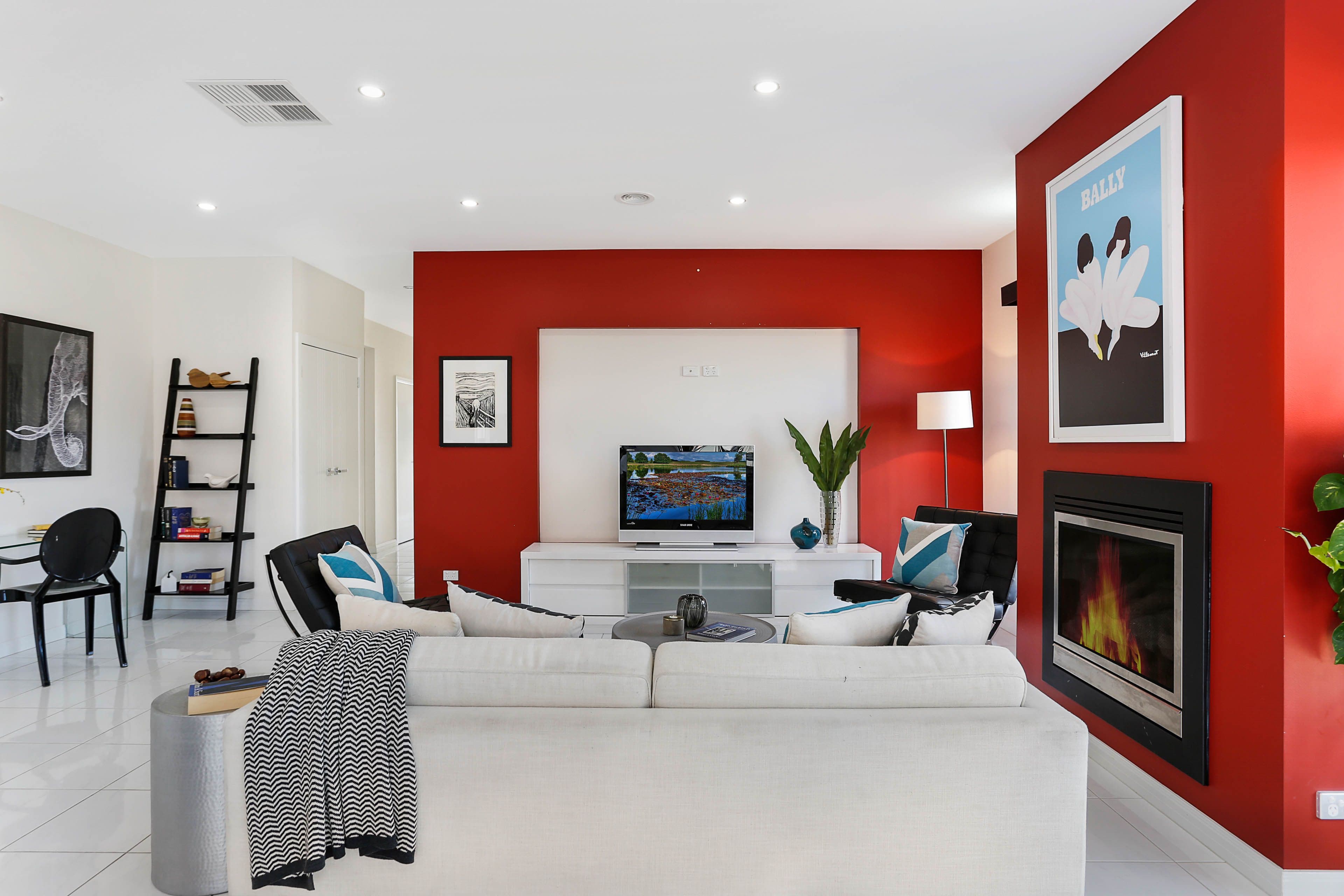 136 Wattletree Street, Craigieburn VIC 3064, Craigieburn - Thumbnail 2