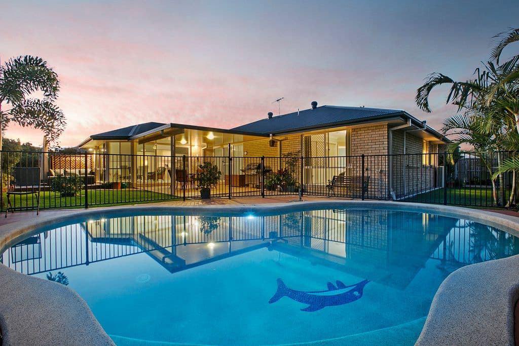2 Paperbark Place, WAKERLEY QLD 4154, Wakerley - Thumbnail 2