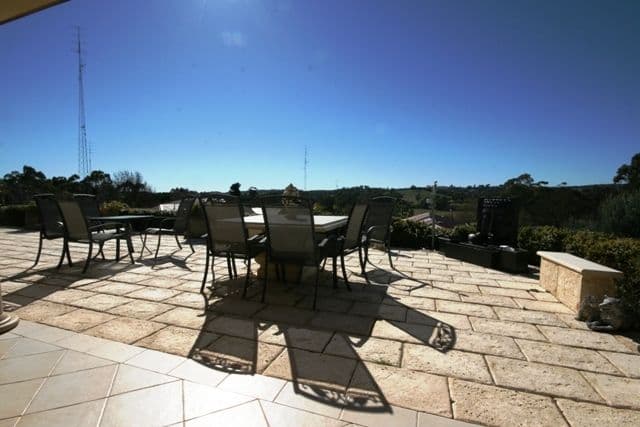 13 Bindarrah Road, CLARE SA 5453, Clare - Thumbnail 4