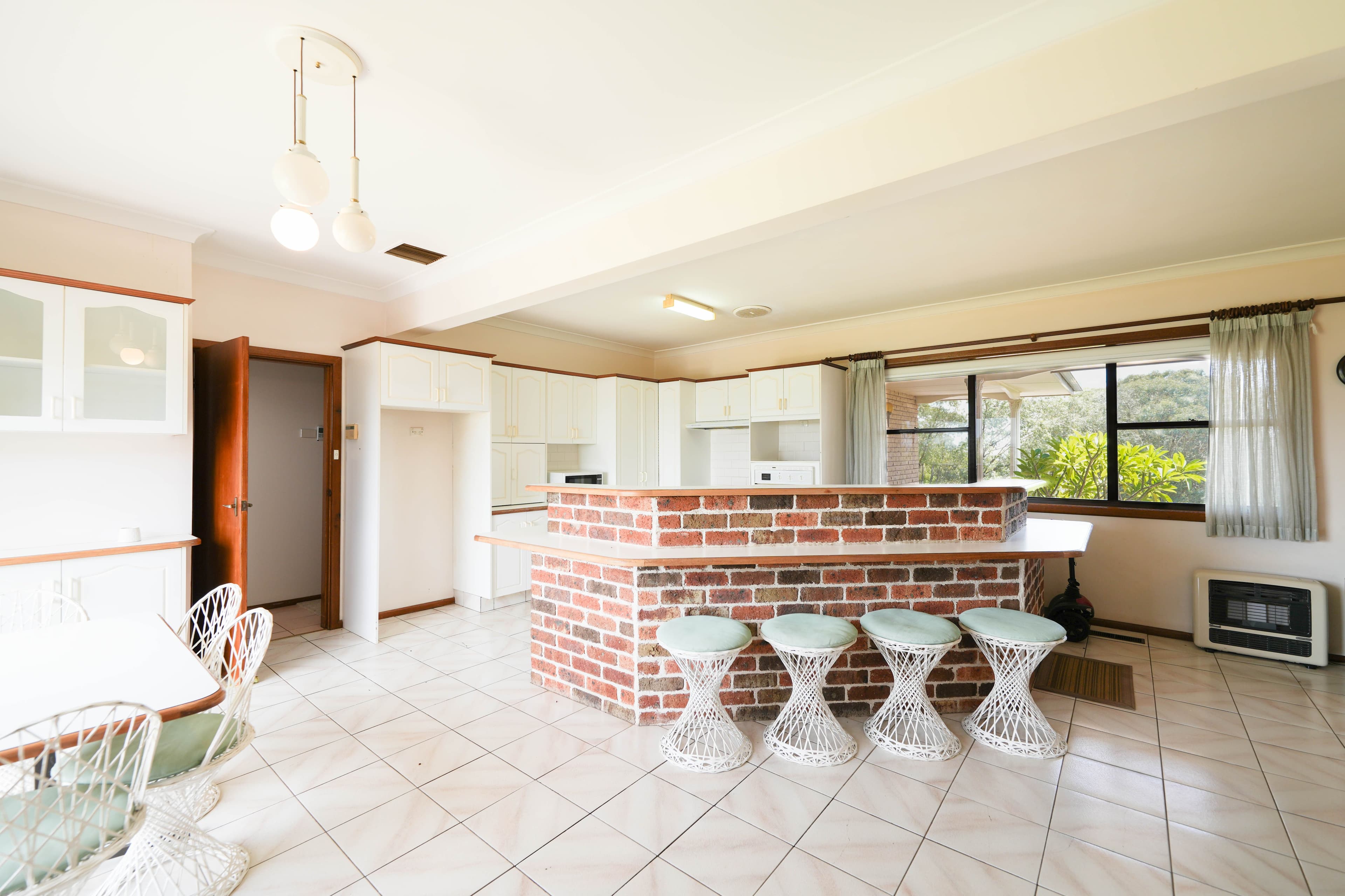 61 East Street, Parkes NSW 2870, Parkes - Thumbnail 2
