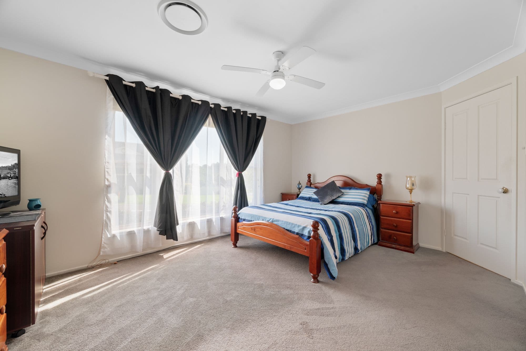 1 Henry Place, Narellan Vale NSW 2567, Narellan Vale - Thumbnail 6
