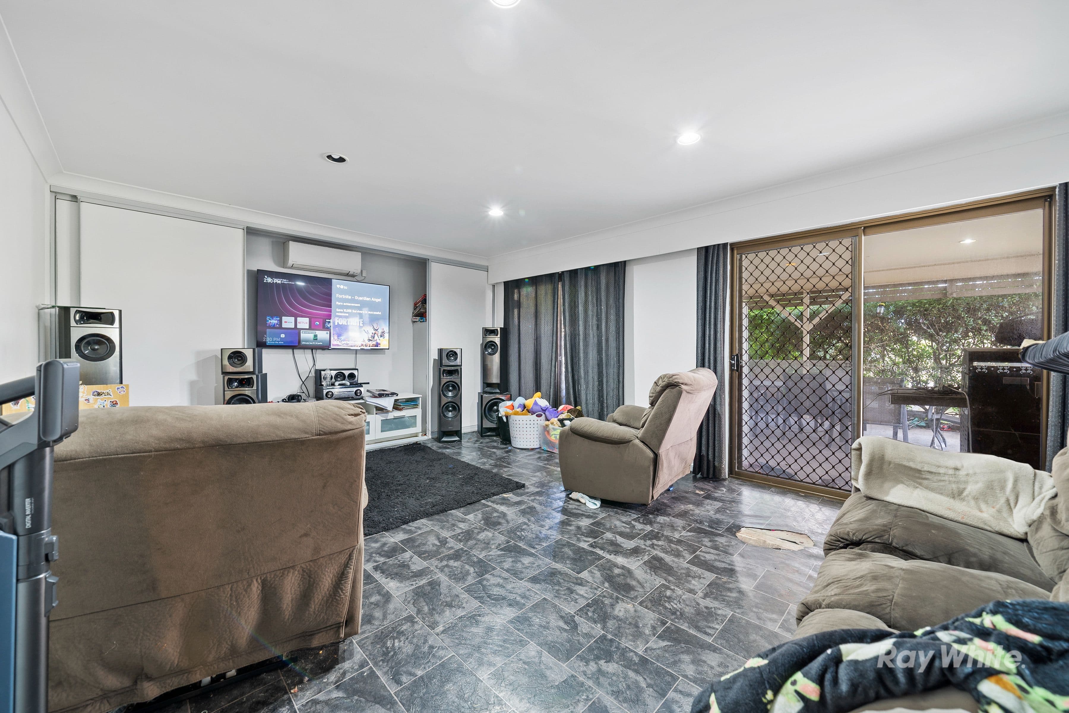 16 Carbeen Court, Logan Central QLD 4114, Logan Central - Thumbnail 4