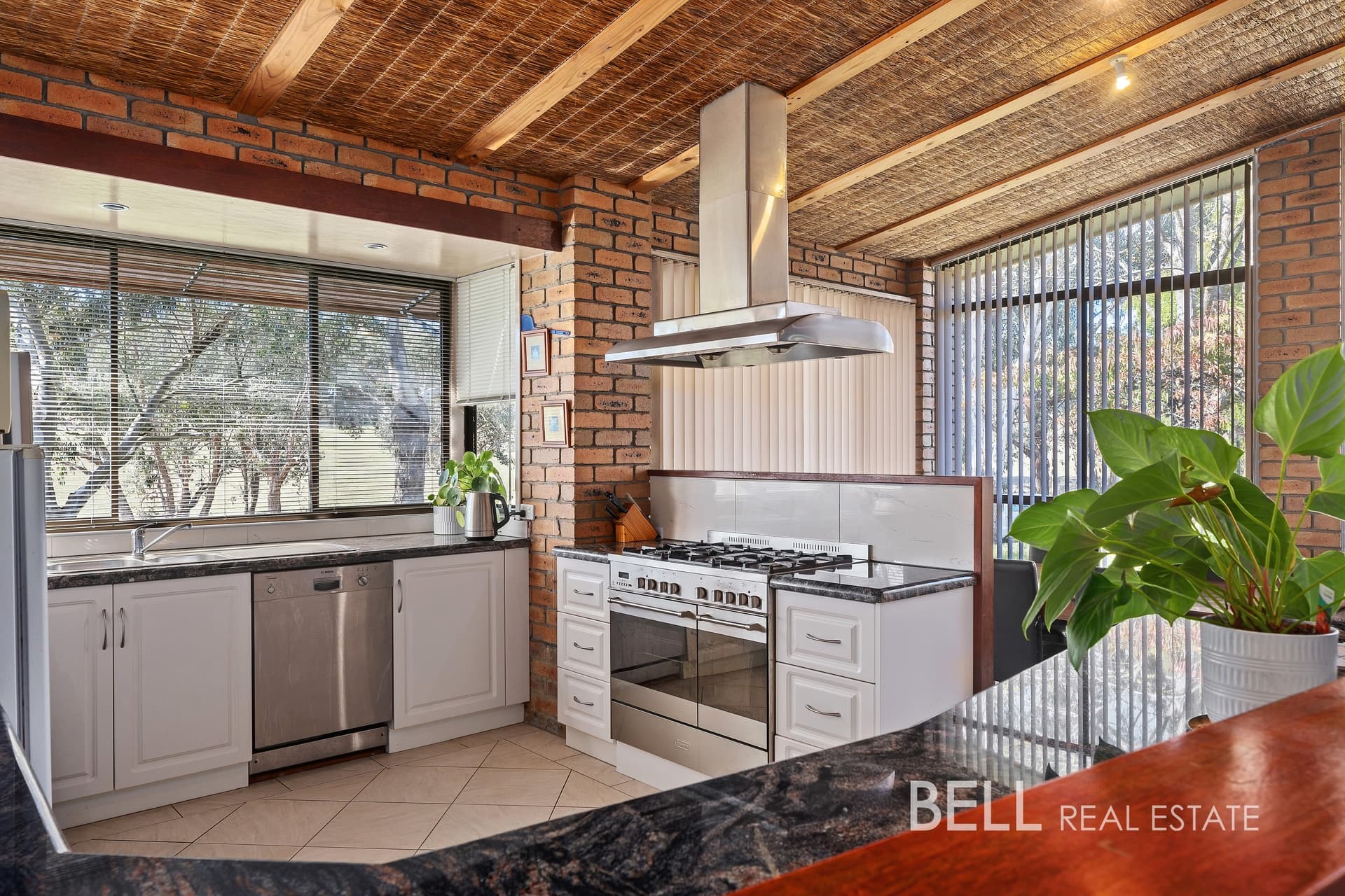 2195 Healesville Koo Wee Rup Road, YELLINGBO, Yellingbo - Thumbnail 3