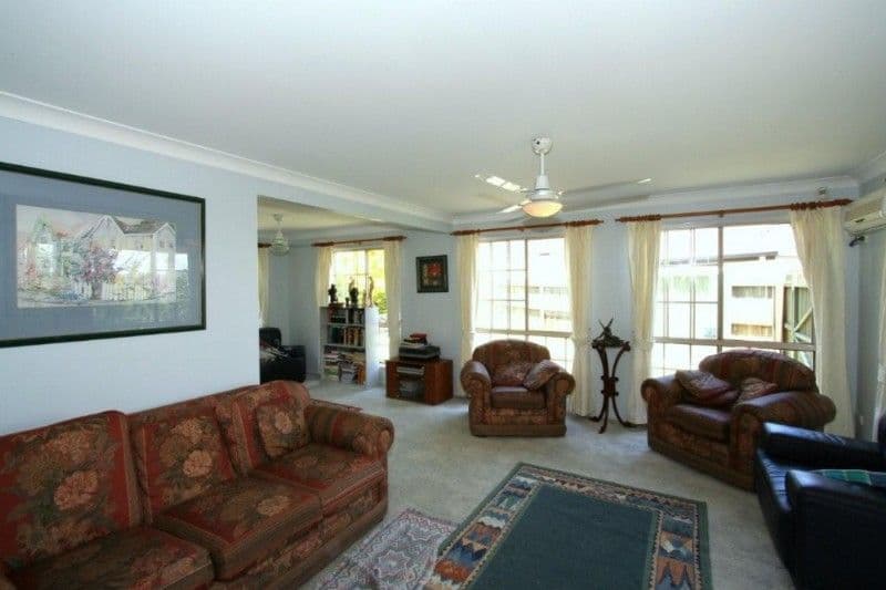 15 Kabang Court, TANAH MERAH QLD 4128, Tanah Merah - Thumbnail 3