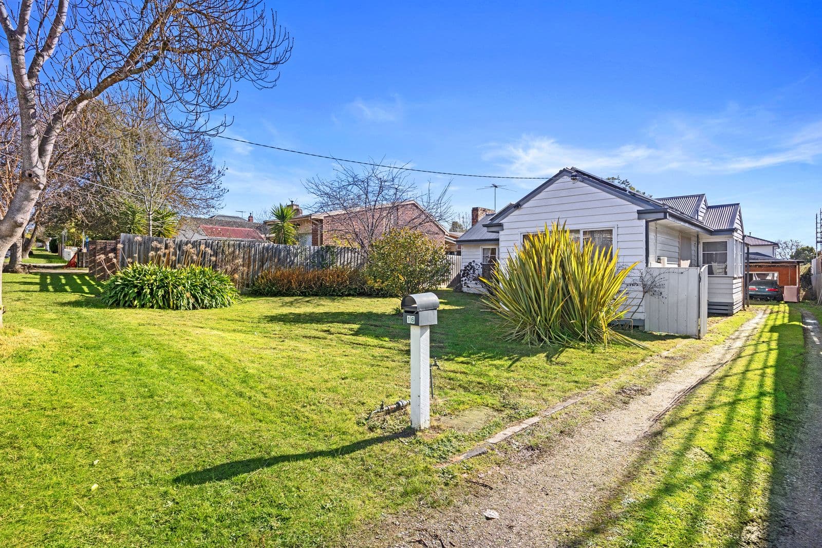 16 Deschamps Street, Lilydale VIC 3140, Lilydale - Thumbnail 5