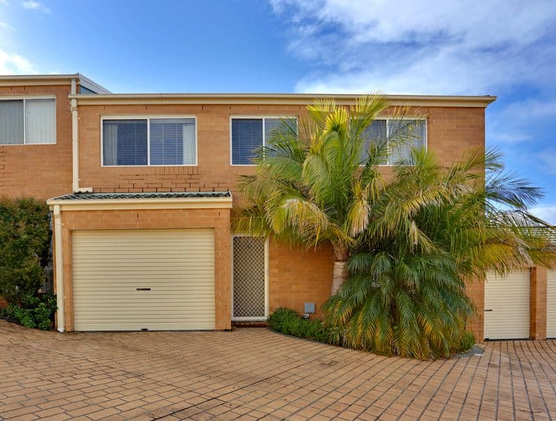 236 Cresthaven Avenue, BATEAU BAY NSW 2261, Bateau Bay - Image 1