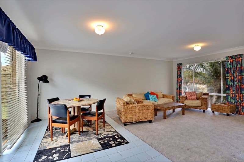 236 Cresthaven Avenue, BATEAU BAY NSW 2261, Bateau Bay - Thumbnail 3