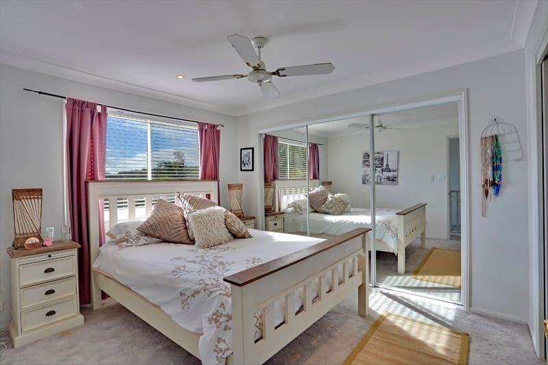 236 Cresthaven Avenue, BATEAU BAY NSW 2261, Bateau Bay - Thumbnail 5