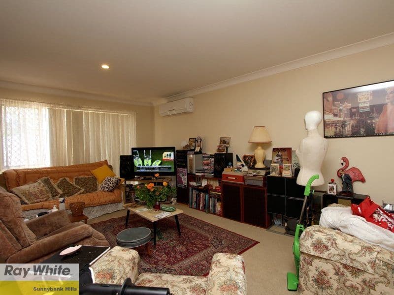 33 McKerrow Crescent, GOODNA QLD 4300, Goodna - Thumbnail 4
