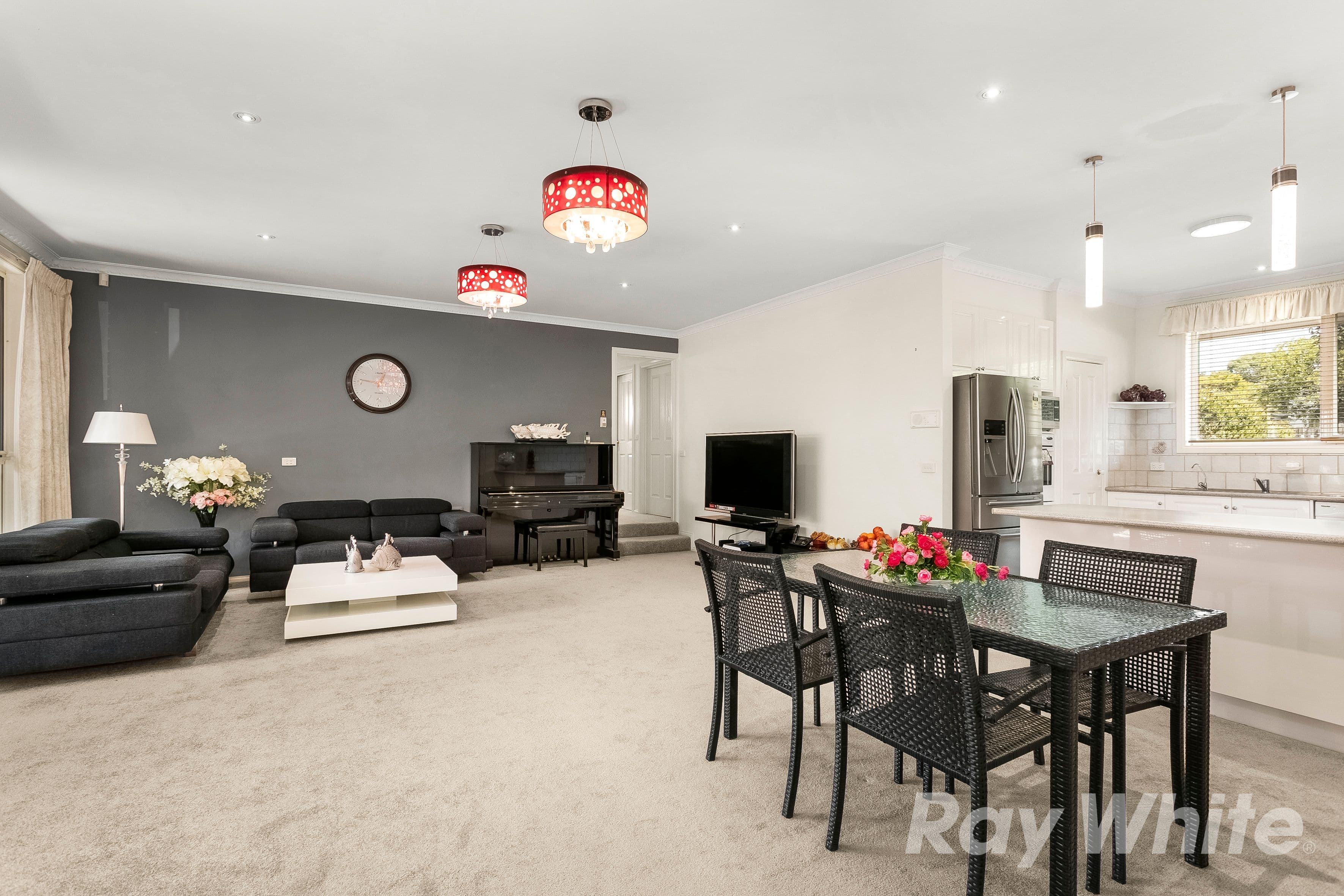 22 Montclair Avenue, Glen Waverley VIC 3150, Glen Waverley - Thumbnail 2