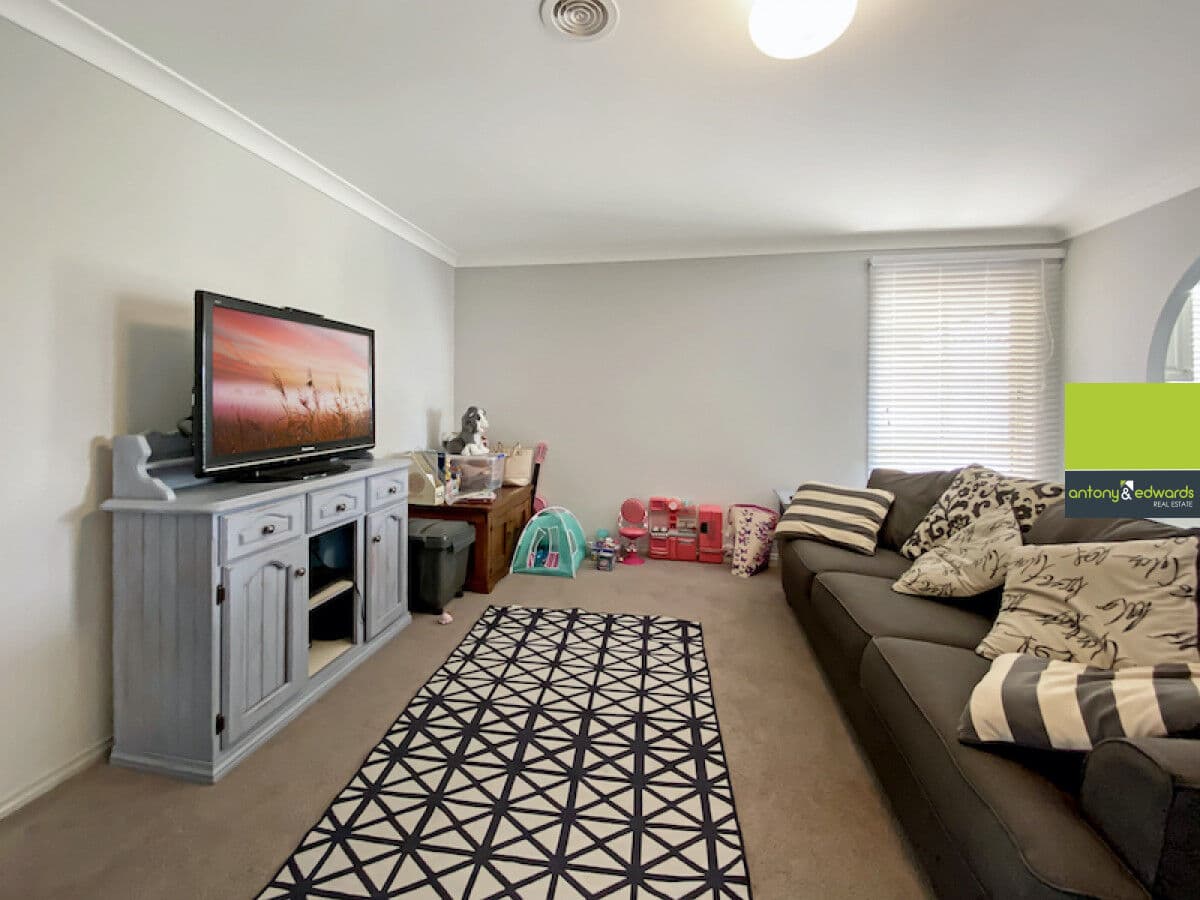 21 Paradise Place, GOULBURN NSW 2580, Goulburn - Thumbnail 4