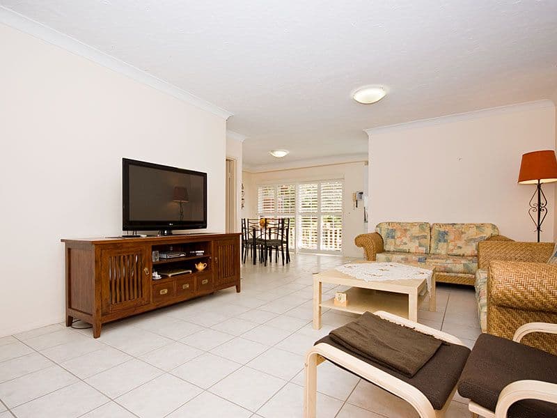 73 Derby Street, COORPAROO QLD 4151, Coorparoo - Thumbnail 4