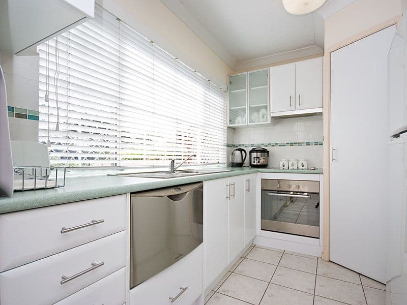 73 Derby Street, COORPAROO QLD 4151, Coorparoo - Thumbnail 6