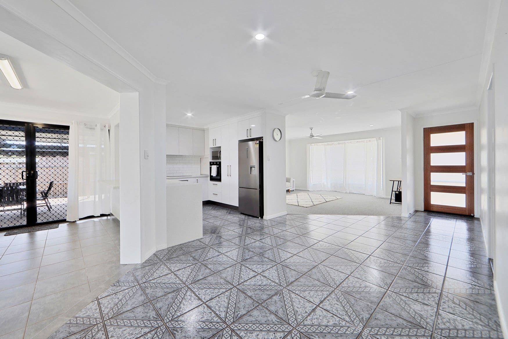 27 Glen Appin Drive, Avoca QLD 4670, Avoca - Thumbnail 6