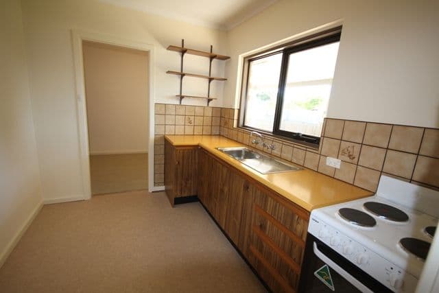 4 Diamond Street, MORPHETT VALE SA 5162, Morphett Vale - Thumbnail 2