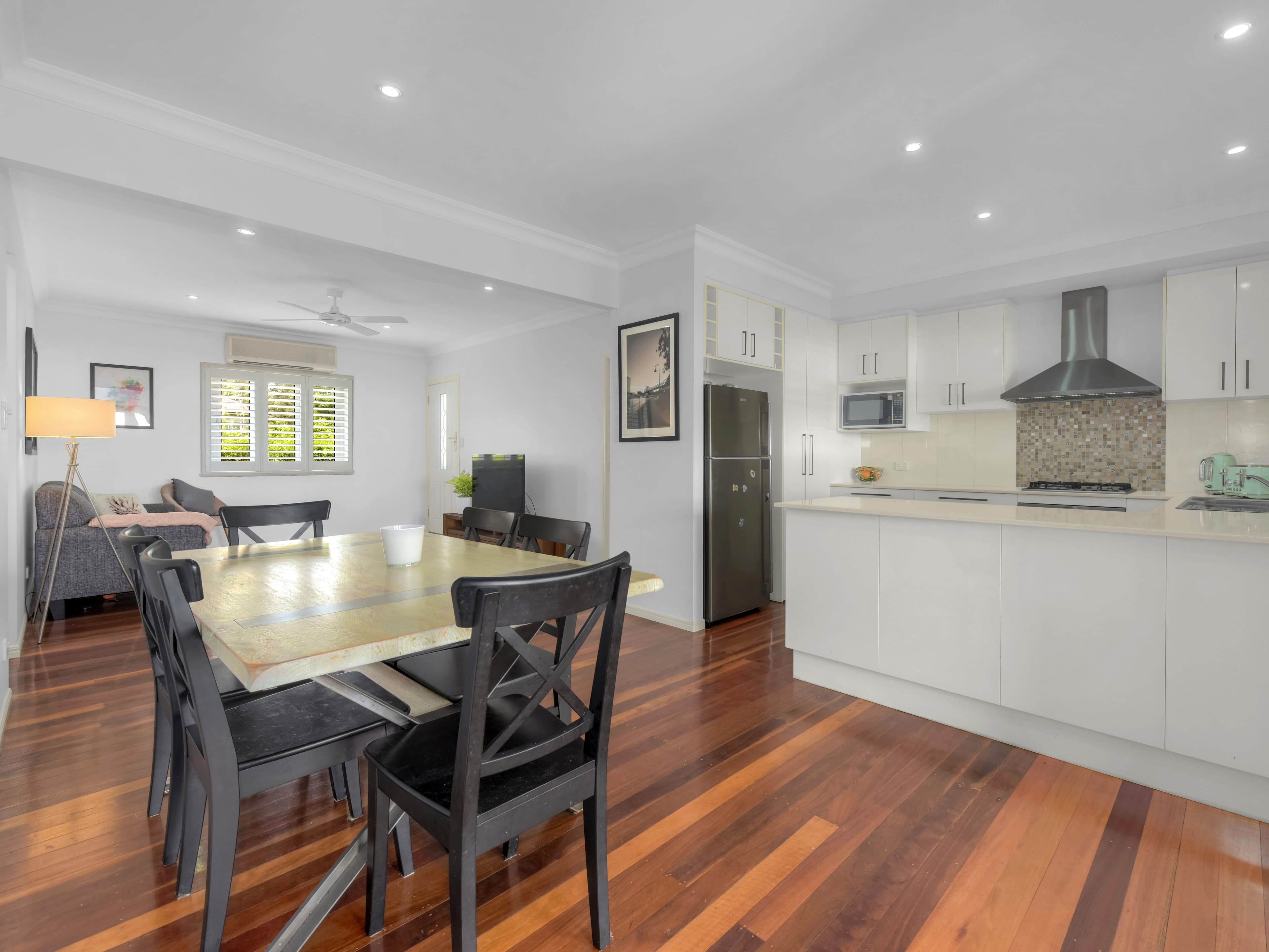 2 Duke Street, Cannon Hill QLD 4170, Cannon Hill - Thumbnail 2