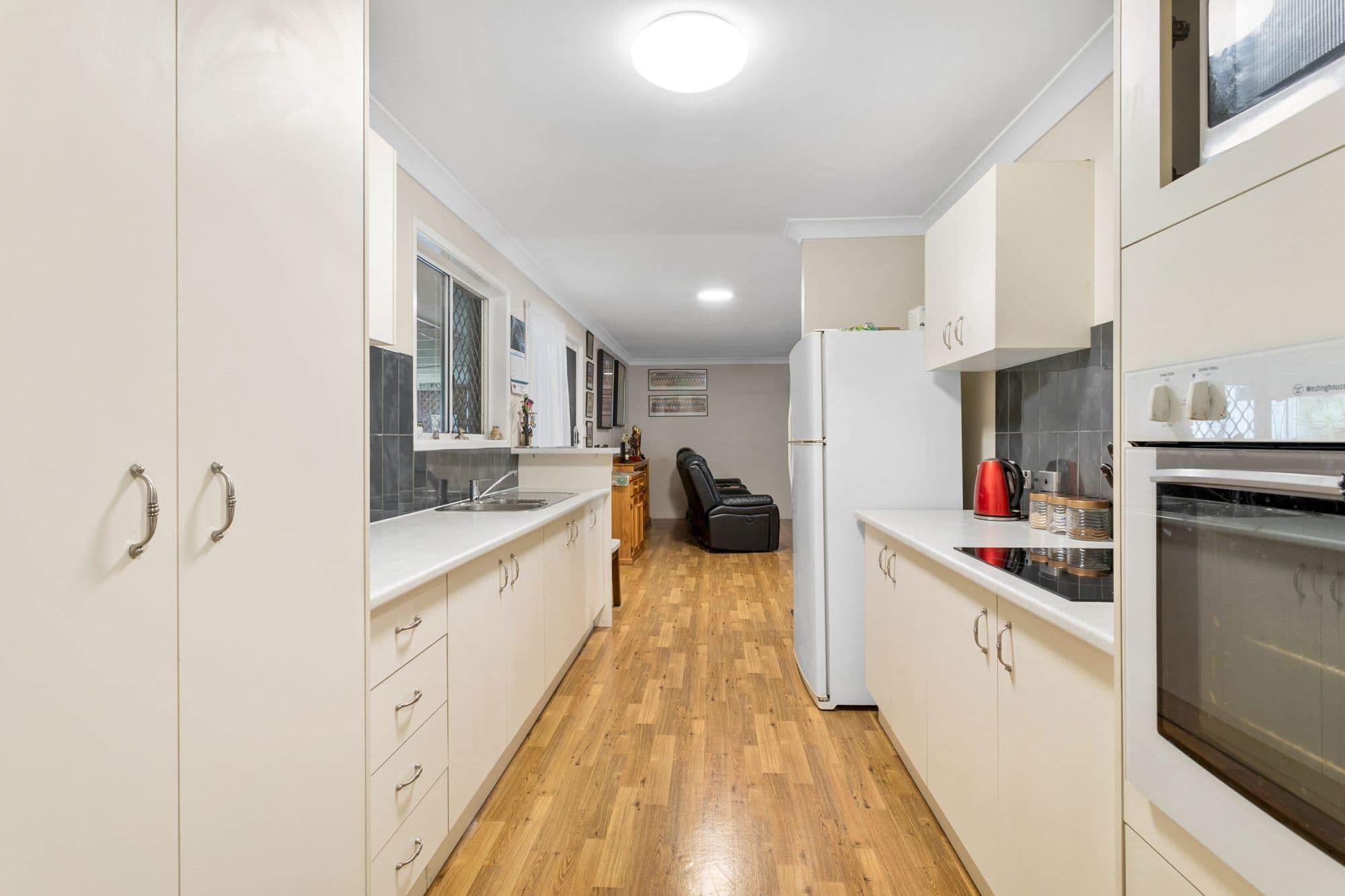 55 Kate Avenue, Deception Bay QLD 4508, Deception Bay - Thumbnail 2