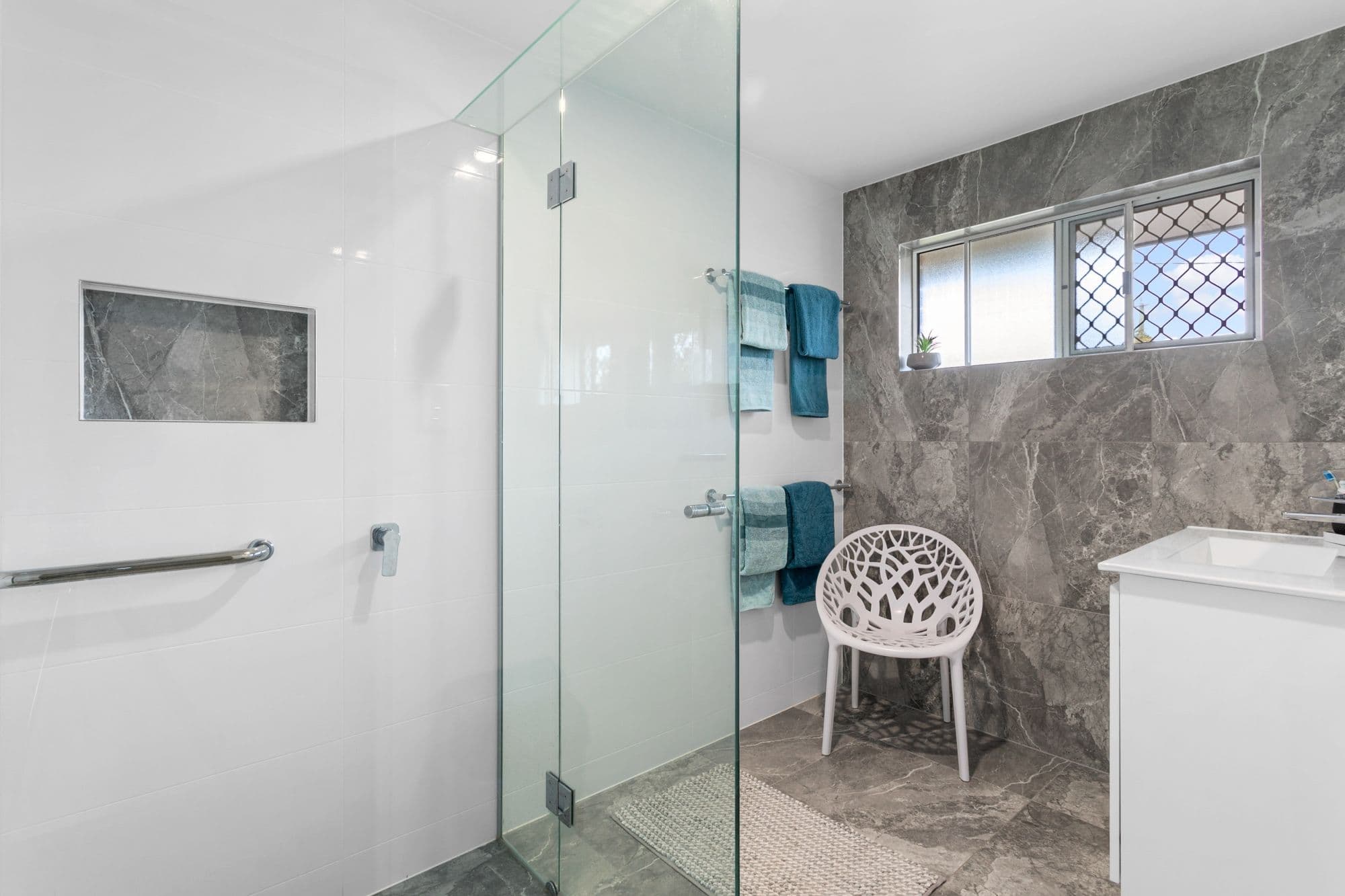 55 Kate Avenue, Deception Bay QLD 4508, Deception Bay - Thumbnail 8