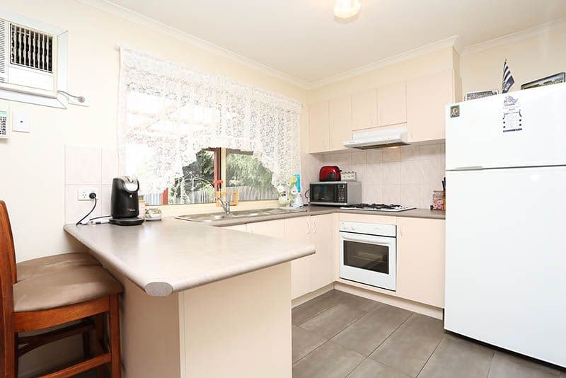 42 Old Plenty Road, South Morang VIC 3752, South Morang - Thumbnail 4