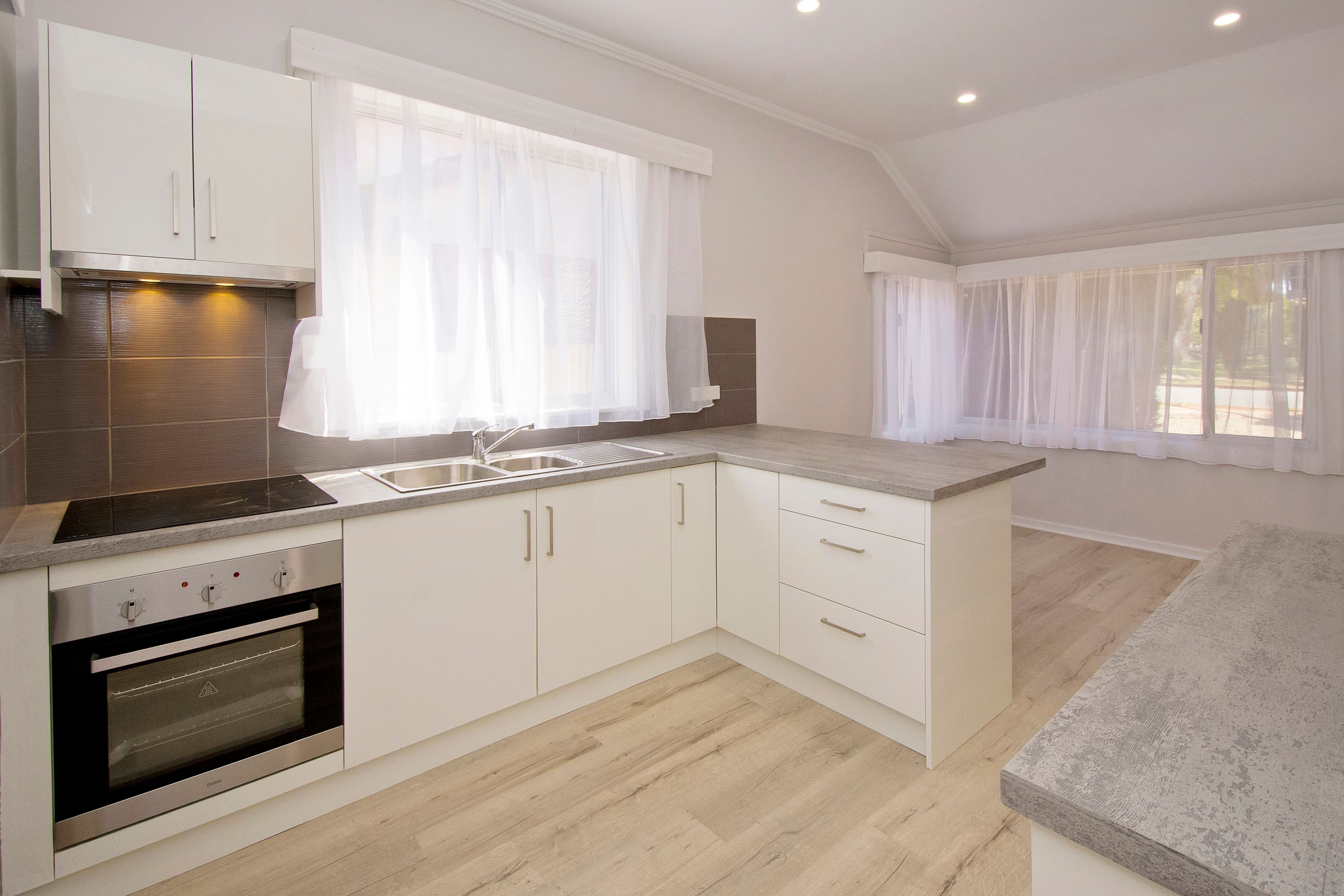 5 Kenner Street, Elizabeth Downs SA 5113, Elizabeth Downs - Thumbnail 2