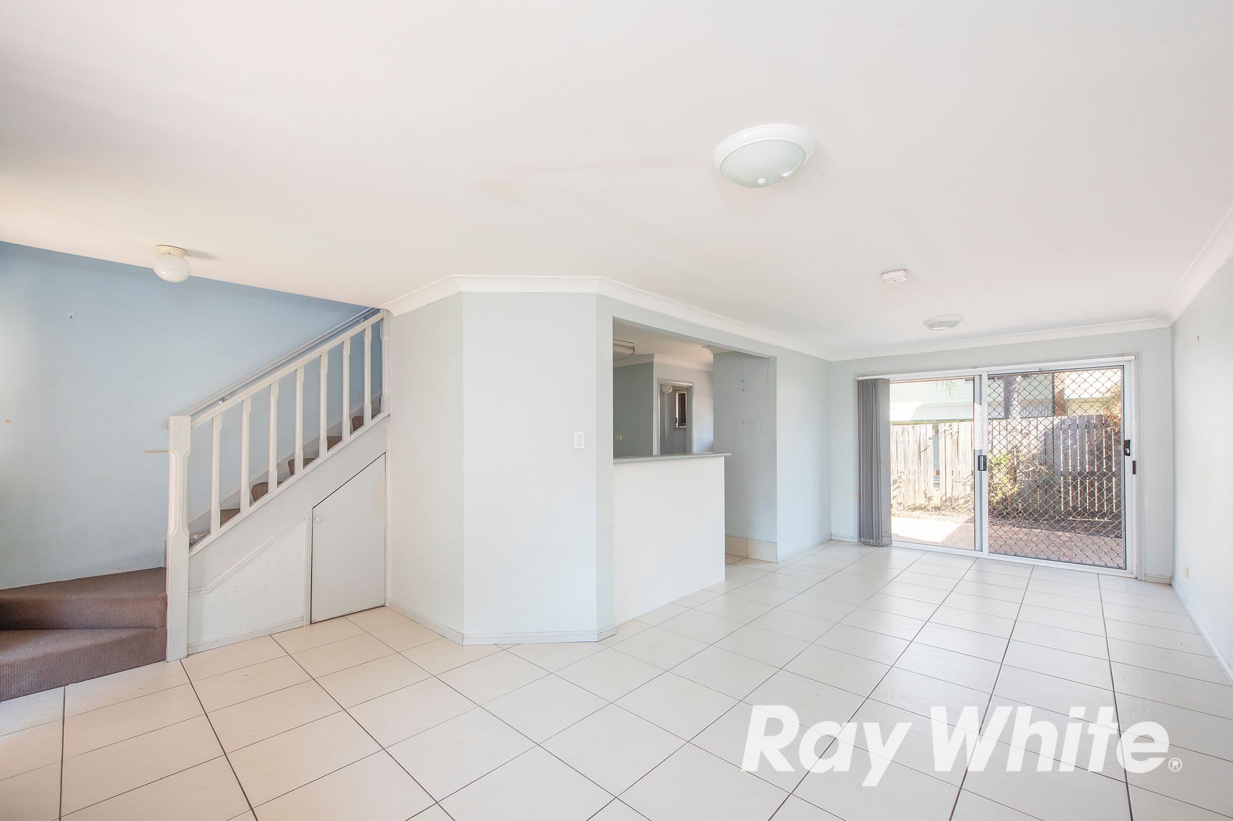 132 Smith Road, Woodridge QLD 4114, Woodridge - Thumbnail 2