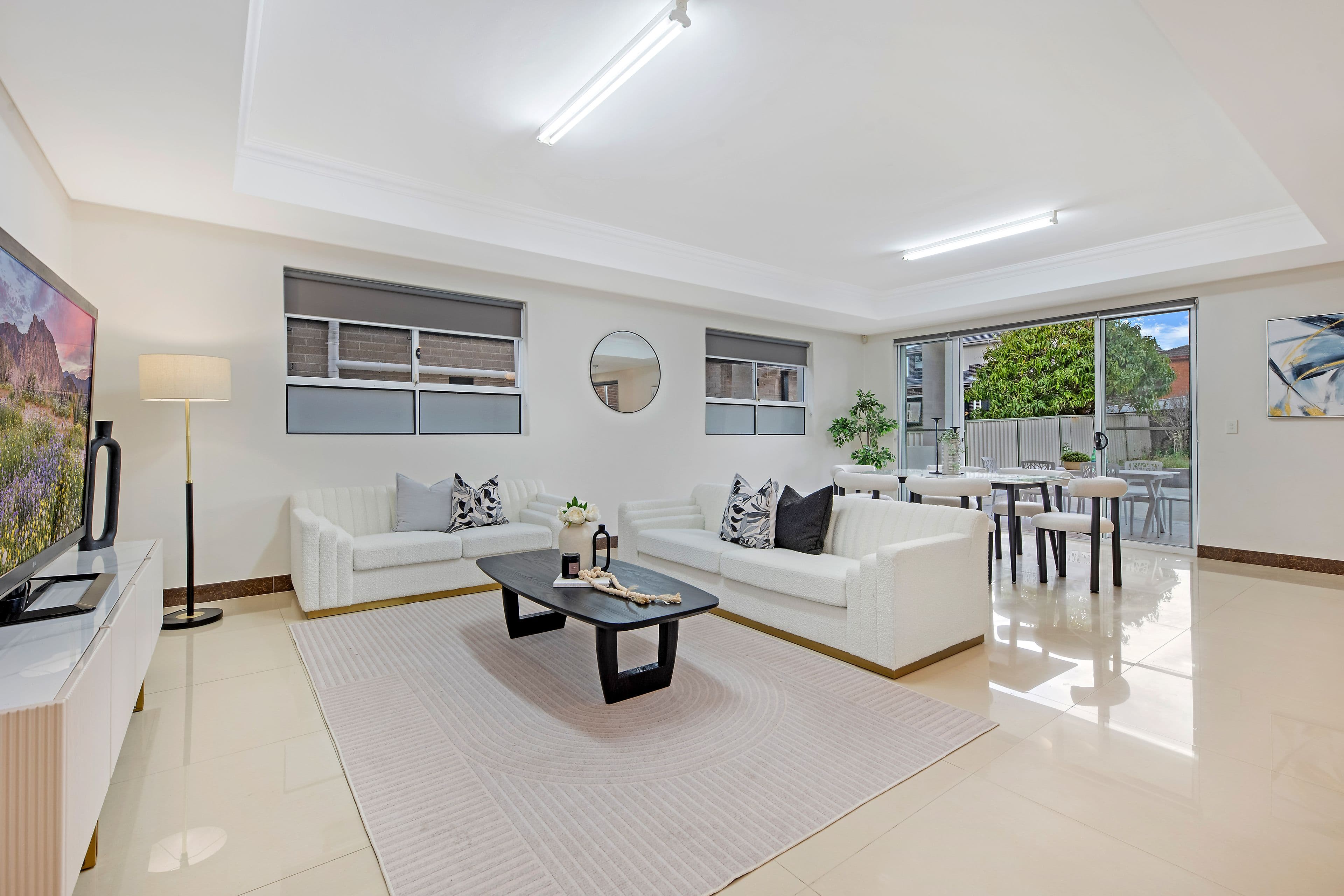 214 Carrington Avenue, Hurstville NSW 2220, Hurstville - Thumbnail 2